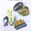 Broches Metálicos Divertidos de Serie Emoji, Colgante para Mochila, Insignia Personalizada para Entusiastas de Juguetes de Moda.