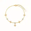 Pulsera Francesa Retro de Trébol de Cuatro Hojas con Borla y Circonita para Mujer, Lujo Ligero, Moda, Diseño Versátil, Joyería de Mano Plegable de Alta Gama