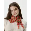 Bufanda Triángulo Rayada de Punto de Lana Mismo Estilo para Mujer, Bufanda Pequeña Estilo Coreano, Chal, Pañuelo para la Cabeza, Calentador de Cuello Transfronterizo, Bufanda para el Cuello