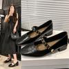 Zapatos de Salón Retro Franceses para Mujer 2025 Primavera y Otoño Nuevo Estilo Tacón Medio Punta Cuadrada Boca Baja Velcro Zapatos Mary Jane