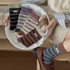 Meias listradas color-blocking femininas de cano médio ex etiqueta de tecido outono e inverno novos produtos meias slouch de algodão puro retrô combinando com sapatos pequenos de couro modernos