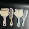 M66 Bolsado Bonito Mango Espejo Peine Set Peine Pequeño Espejo de Maquillaje Niñas Viaje Espejo Portátil Regalo 2 Yuan