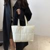 Bolso de Hombro Casual Elegante Acolchado de Moda 2026 Nuevo de Gran Capacidad Estilo Coreano Color Sólido Algodón Relleno Bordado