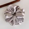 Scrunchie de Cetim com Strass e Pérolas Estilo Coreano para Mulheres, Toque de Luxo, Novo Estilo Preguiçoso Primavera 2026 Prendedor de Coque