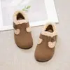 Zapatos de felpa cálidos forrados de polar para niñas, nuevo estilo otoño/invierno 2026, zapatos de algodón cómodos y suaves con suela flexible estilo Birkenstock para niños, modernos