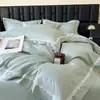Conjunto de cama de quatro peças premium 60 fios, 100% algodão de fibra longa, com bordado em renda 100% algodão, capa de edredom e lençol com elástico, em uma caixa de presente de luxo