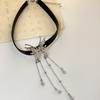 Collar de cuero negro con borlas de mariposa para mujer, personalizado, a la moda, dulce, fresco, ligero, de lujo, combina con todo