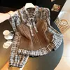 2026 Novo Conjunto de Duas Peças com Colete Tricotado de Xadrez de Botão Único Camisa de Manga Longa Casual Versátil para Mulheres A13885