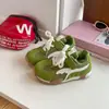 Zapatos Deportivos Casuales para Niñas 2026 Bloque de Color Suela Suave Transpirables Antideslizantes Velcro Primavera/Otoño Nuevos Versátiles Zapatos Forrest Gump Modernos
