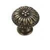 Herrajes para gabinetes manija pequeña decorativa de metal multiusos para cajón manija de un solo agujero accesorios para muebles fabricantes de herrajes en stock
