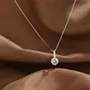 Moda europea y americana transfronteriza más vendida plata simple compacto luz de destello único diamante diseño de lujo ligero collar de moda coreana