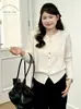 Blusa casual versátil de malha para mulheres plus size, gola redonda, abertura parcial no peito, estilo outono 2026, manga longa
