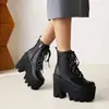Tamanho 36-44 Botas de Couro Femininas Outono e Inverno Bico Redondo Couro Envernizado Solado Grosso Plataforma Impermeável Zíper Lateral Botas Martin Femininas Tamanho Grande Transfronteiriço