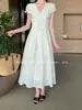 Xiu Xixi 2026 Primavera Novo Vestido Curto de Renda Francesa Patchwork Cor Sólida Vestido Puro Desejo para Mulheres 88479