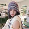 Dulce gorro de punto cálido con cordones de arcoíris para mujer 2023 nuevo otoño e invierno protección para las orejas gorro tipo pullover gorro Lei Feng moda