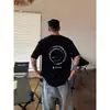 Camiseta de Manga Curta da Marca Ins Super Popular Tendência Verão 2026 Novo Estilo Solta e Versátil Top Estampado Estilo Hong Kong para Homens