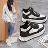 Tenis de caña alta para mujer, nueva colección otoño/invierno 2026, forrados de felpa y engrosados para abrigar, modernos y versátiles, zapatillas deportivas de suela gruesa, modelo 5609