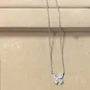 Collar de mariposa de diamante de Paraíba, gargantilla versátil de nicho, lujo ligero, elegante, de alta gama, moderno, cadena única para la clavícula