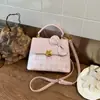 Bolsa Cuadrada Pequeña de Lujo Ligero de Gama Alta para Mujer con Diseño de Nicho, Bolso Cruzado de Hombro Único, Nuevo Estilo Primavera 2026 Transfronterizo