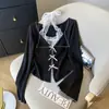 Camiseta Sexy de Encaje con Mangas Largas, Estilo Puro Deseo, Falso Dos Piezas, con Cuello Halter para Mujer, Nuevo Top Rojo Delgado para Otoño e Invierno, para el Año Nuevo