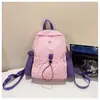 Mochila Casual Simple Coreana No de Moda Ligera Color Contrastante Pequeña Mochila para Deportes al Aire Libre Versátil Estudiante Bolso Escolar
