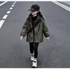 Chaqueta cortavientos con capucha estilo coreano para niños mayores, nueva y elegante prenda exterior infantil de otoño 2026
