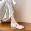 Mules cerrados populares de estilo chino para mujer, nuevo modelo otoño 2026, zapatos para usar al aire libre con tacones gruesos que aumentan la altura, zapatos de tacón alto estilo Mary Jane para mujer
