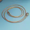Collar de acero de titanio mantiene el color cadena de labios oro 18K cadena de cruz cadena O cadena de serpiente redonda cadena de serpiente plana cadena de hueso de serpiente oro al por mayor