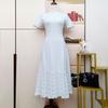 Vestido Longo Feminino 2025 Decorado com Pérolas Verão Gola Redonda Manga Curta Vestido Tricotado Vestido com Cintura Vazada Vestido de Férias para Praia