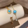 Luz do Lago e Reflexo da Água~Pulseira de Zircônia Retrô Sal Marinho Gota d'Água, Pulseira de Luxo Leve de Alta Qualidade, Joia de Mão Estilo Palácio Retrô para Mulheres