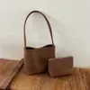 Bolsa de balde transfronteiriça de grande capacidade para mulheres, novo modelo 2026, bolsa de mão de luxo leve de nicho de ponta, bolsa de ombro para o dia a dia