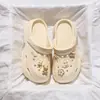 Zapatos Transpirables con Agujeros para Mujer Ropa Exterior 2024 Verano Eva Dung Sense Plataforma Sandalias de Playa Antiolor con Aumento de Altura Chanclas con Agujeros