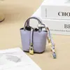 H Mini Cesta de Legumes Bolsa Pingente Pingente de Espelho Retrovisor de Carro Pingente de Chaveiro Fone de Ouvido Criativo Fofo