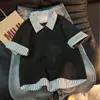 Verão 2026 Novo Estilo Moda Retrô Americana High-End Solta Emagrecedora Listrada Falsa Peça Dupla Gola Reversível Manga Curta Camiseta