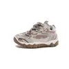 Zapatos Casuales Versátiles de Moda para Niñas 2026 Primavera/Verano Nuevos Zapatillas Deportivas Versátiles de Moda para Niños Suela Suave Zapatos de Papá Tendencia
