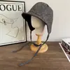 Gorro Retro Japonés Lei Feng de Doble Cara para Hombres y Mujeres, Gorro Cálido de Invierno y Otoño con Protección para los Oídos, Gorro Versátil para Ciclismo y Esquí al Aire Libre