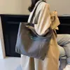 Bolso de Hombro Minimalista Estilo Japonés de Gran Capacidad 2026 Modelo Nuevo Bolso Tote Artístico Versátil para Estudiantes Universitarios que Asisten a Clases Bolso Tote para Mujer
