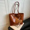 Bolsa de hombro grande de alta calidad para uso diario y de oficina, de temporada otoño/invierno, para mujer, bolsa tote casual, venta al por mayor transfronteriza