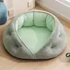 Cama para perro, adecuada para todas las estaciones, diseño semi-cerrado, para perros pequeños y medianos, también se puede usar como cama para gatos, suministros para mascotas de invierno, venta al por mayor para ventas transfronterizas