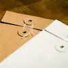 Bolsa de sobre muy atractiva de papel kraft vintage con cierre de cordón, bolsa para documentos de embalaje de regalo creativo estilo ins para fotos de celebridades