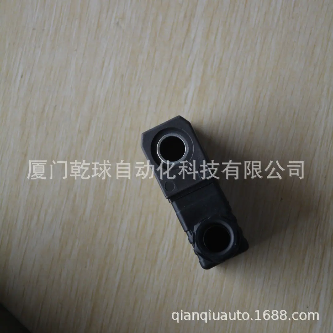 优尼尔64.jpg
