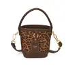 Bolso Cubo Cuadros Retro Nuevo 2026 para Niñas, Elegante Bolso de Hombro Cruzado, Bolso de Viaje Multiusos para Mujeres