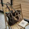 Bolsas Retrô Transfronteiriças para Mulheres 2026 Nova Moda Bolsas de Ombro Grandes para o Dia a Dia Estilo Descontraído Bolsa Tote para Estudantes Universitários