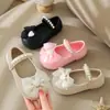 Sandalias de Princesa para Niñas Verano Nuevos Zapatos Tipo Gorro para Niños Zapatos de Primavera y Otoño para Bebé Suela Suave Lazo Zapatos de Moda