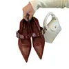 Tacones de Aguja Rojos de Cuero de Alta Gama con Hebilla Estilo Francés para Mujer, Zapatos de Trabajo Elegantes de Tacón Bajo con Punta Afilada para Viajar al Trabajo y Vestir por la Noche