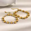 Moda Ins Europeia e Americana Elegante Retrô Estiloso Criativo Joia de Mão Aço Inoxidável Banhado a Ouro 18K Pequena Pulseira de Grão de Ouro Feminina Nicho