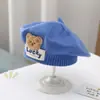 Gorro de lana tejido de pintor Sombrero de princesa moderno Estilo extranjero Boina infantil Otoño e Invierno Estilo coreano Oso Niño Bebé