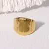 Anillo Abierto de Acero de Titanio con Pliegues Irregulares Estilo Europeo y Americano para Mujer, Anillo de Acero de Titanio Texturizado de Lujo Ligero, Accesorio de Mano Versátil