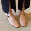 Zapatos Mary Jane de doble hebilla simples de 5 cm para aumentar la altura, zapatos de vestir sencillos de cuero suave con punta cuadrada poco profunda, elegantes y franceses