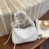 Bolsa de axila com estampa de estrelas estilo coreano para mulheres, nova coleção 2026, bolsa de ombro plissada, bolsa tote versátil para o dia a dia, bolsa de lona de alta qualidade